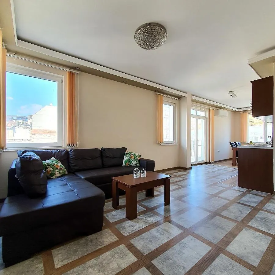 High Esteta Grand Apartment Burgas